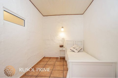 Townhouse for sale in Es Mercadal, Menorca, Spain 3 bedrooms, 105 sq.m. No. 39222 - photo 13