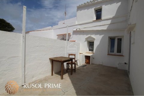 Townhouse for sale in Sant Lluis, Menorca, Spain 3 bedrooms, 198 sq.m. No. 39141 - photo 3