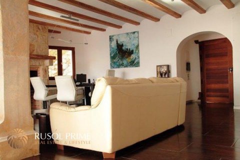 Villa for sale in Javea, Alicante, Spain 4 bedrooms, 800 sq.m. No. 39457 - photo 4