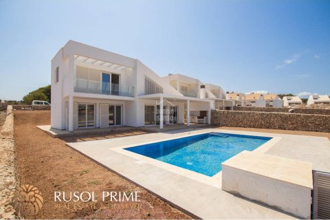 Villa for sale in Es Mercadal, Menorca, Spain 3 bedrooms, 165 sq.m. No. 11095 - photo 1