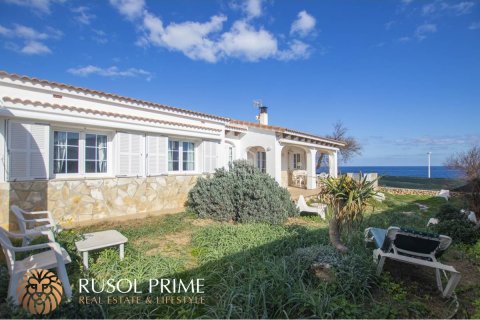 Villa for sale in Sant Lluis, Menorca, Spain 3 bedrooms, 163 sq.m. No. 39631 - photo 4