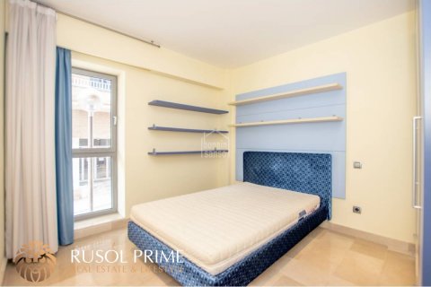 Apartment for sale in Mahon, Menorca, Spain 4 bedrooms, 210 sq.m. No. 11305 - photo 9