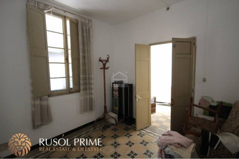 Townhouse for sale in Ciutadella De Menorca, Menorca, Spain 4 bedrooms, 168 sq.m. No. 39096 - photo 15