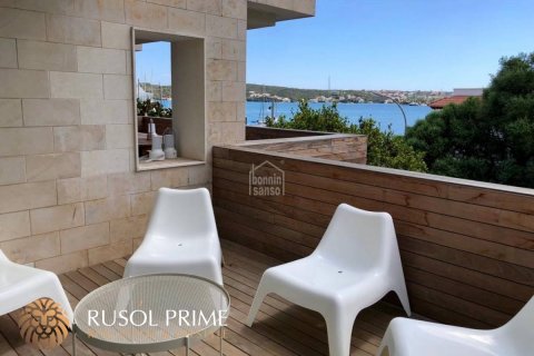 Apartment for sale in Mahon, Menorca, Spain 4 bedrooms, 200 sq.m. No. 39034 - photo 3