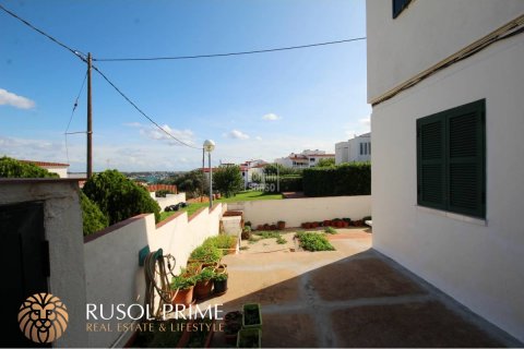 Apartment for sale in Mahon, Menorca, Spain 2 bedrooms, 76 sq.m. No. 39229 - photo 4