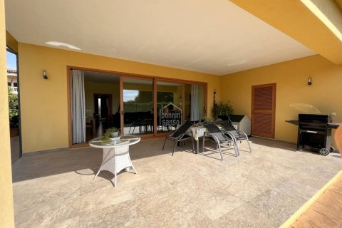 Townhouse for sale in Cala Millor, Mallorca, Spain 4 bedrooms, 290 sq.m. No. 40314 - photo 2