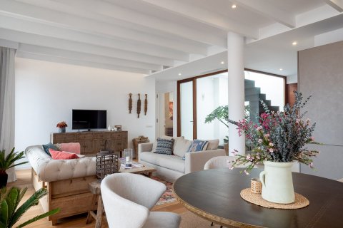 Penthouse for sale in Palma de Majorca, Mallorca, Spain 2 bedrooms, 129 sq.m. No. 36181 - photo 1