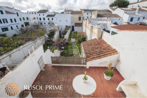 Townhouse for sale in Es Mercadal, Menorca, Spain 7 bedrooms, 347 sq.m. No. 38972 - photo 17