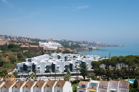 Penthouse for sale in Estepona, Malaga, Spain 3 bedrooms, 151 sq.m. No. 38671 - photo 9