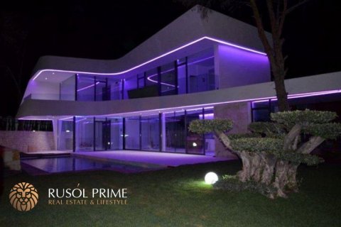 Villa for sale in Altea, Alicante, Spain 4 bedrooms, 402 sq.m. No. 39473 - photo 10