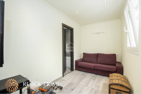 Apartment for sale in Mahon, Menorca, Spain 6 bedrooms, 200 sq.m. No. 38246 - photo 7