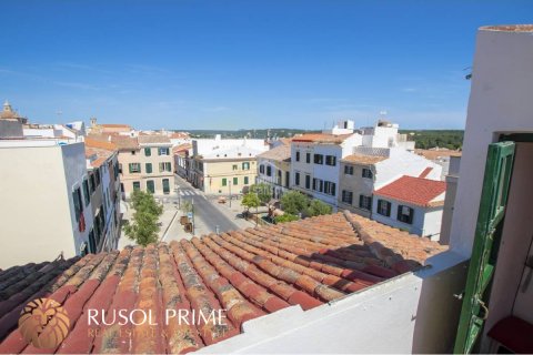 Townhouse for sale in Mahon, Menorca, Spain 7 bedrooms, 325 sq.m. No. 38256 - photo 18