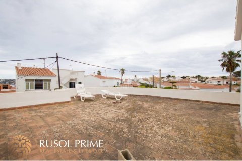 Villa for sale in Es Castell, Menorca, Spain 5 bedrooms, 376 sq.m. No. 39220 - photo 4