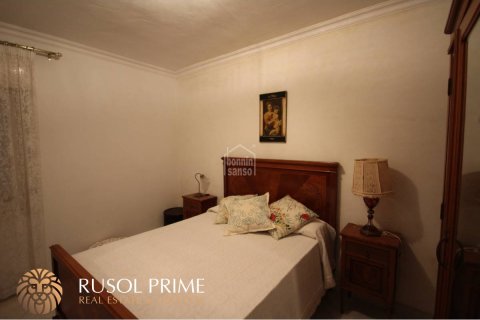 Apartment for sale in Ciutadella De Menorca, Menorca, Spain 3 bedrooms, 107 sq.m. No. 38987 - photo 9