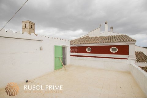 Townhouse for sale in Alaior, Menorca, Spain 4 bedrooms, 252 sq.m. No. 38986 - photo 6