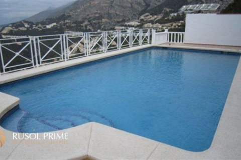 Villa for sale in Altea, Alicante, Spain 4 bedrooms, 295 sq.m. No. 39463 - photo 9