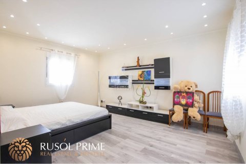 Apartment for sale in Mahon, Menorca, Spain 6 bedrooms, 200 sq.m. No. 38246 - photo 17
