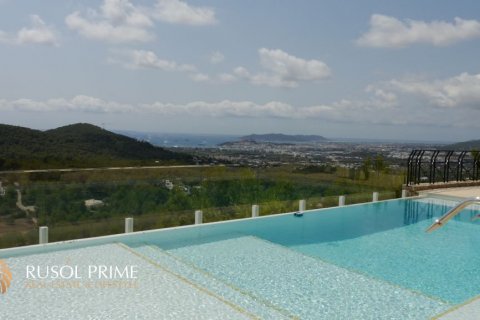 Villa for sale in Ibiza town, Ibiza, Spain 9 bedrooms, 800 sq.m. No. 38221 - photo 2