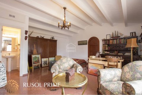 Villa for sale in Es Castell, Menorca, Spain 5 bedrooms, 376 sq.m. No. 39220 - photo 8