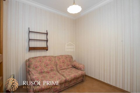 Apartment for sale in Mahon, Menorca, Spain 4 bedrooms, 178 sq.m. No. 11371 - photo 2