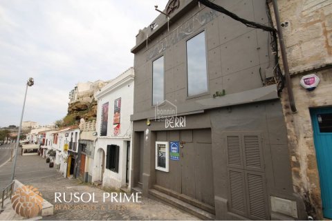 Bar for sale Mahon, Menorca, Spain 3 bedrooms, 181 sq.m. No. 38242 - photo 2