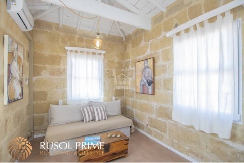 Townhouse for sale in Es Castell, Menorca, Spain 5 bedrooms, 420 sq.m. No. 39100 - photo 14