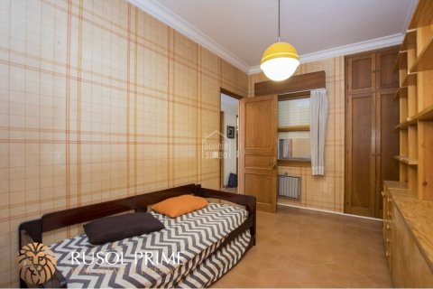 Apartment for sale in Mahon, Menorca, Spain 4 bedrooms, 178 sq.m. No. 11371 - photo 8