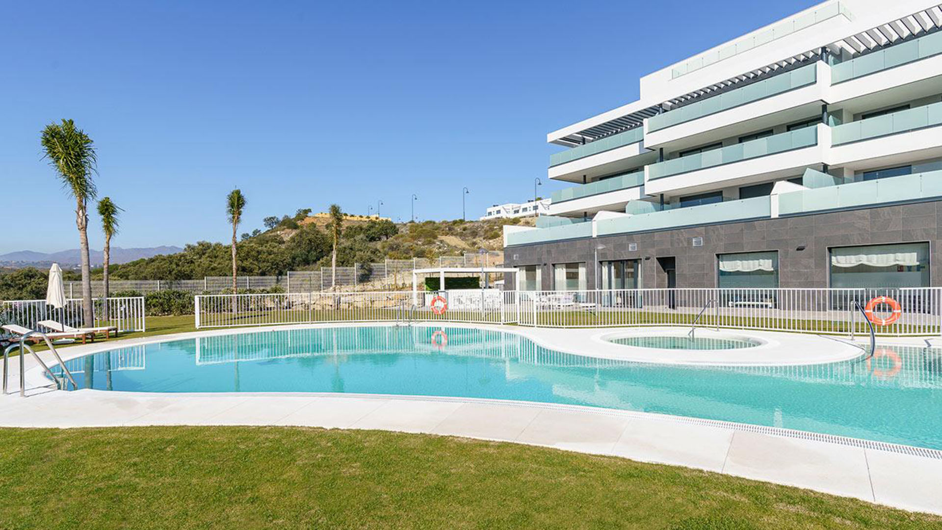 Cala Serena à Malaga, Espagne No. 40127