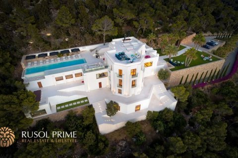 Villa for sale in Ibiza town, Ibiza, Spain 9 bedrooms, 800 sq.m. No. 38231 - photo 6