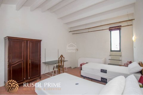 Townhouse for sale in Alaior, Menorca, Spain 5 bedrooms, 277 sq.m. No. 11037 - photo 3