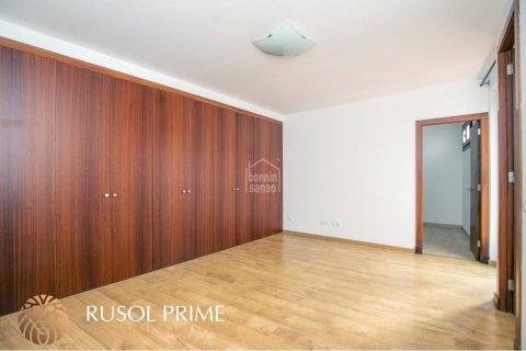 Apartment for sale in Mahon, Menorca, Spain 8 bedrooms, 617 sq.m. No. 11161 - photo 16