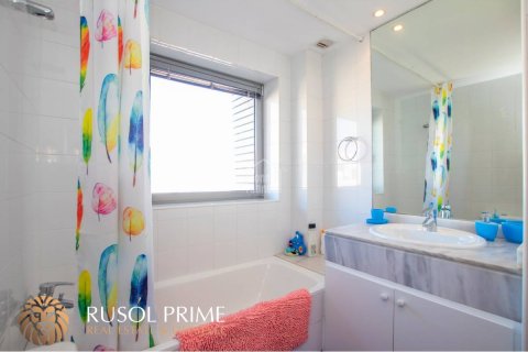 Apartment for sale in Mahon, Menorca, Spain 3 bedrooms, 190 sq.m. No. 39301 - photo 12