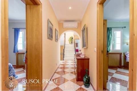 Townhouse for sale in Es Castell, Menorca, Spain 4 bedrooms, 177 sq.m. No. 39735 - photo 16