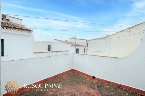 Townhouse for sale Es Mercadal, Menorca, Spain 5 bedrooms, 126 sq.m. No. 38975 - photo 3