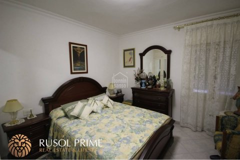 Apartment for sale in Ciutadella De Menorca, Menorca, Spain 3 bedrooms, 107 sq.m. No. 38987 - photo 11