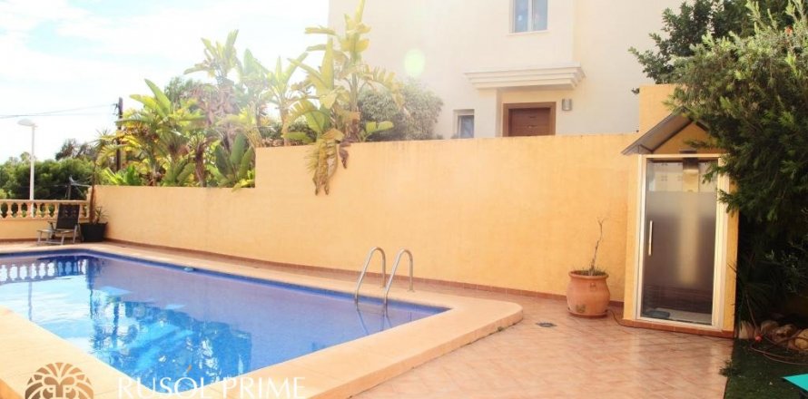 Villa in Calpe, Alicante, Spain 6 bedrooms, 303 sq.m. No. 39605