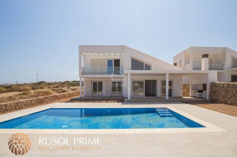 Villa for sale in Es Mercadal, Menorca, Spain 3 bedrooms, 165 sq.m. No. 11083 - photo 1