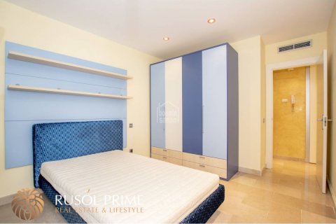 Apartment for sale in Mahon, Menorca, Spain 4 bedrooms, 210 sq.m. No. 11305 - photo 8