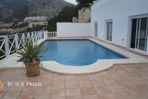 Villa for sale in Altea, Alicante, Spain 4 bedrooms, 295 sq.m. No. 39463 - photo 8