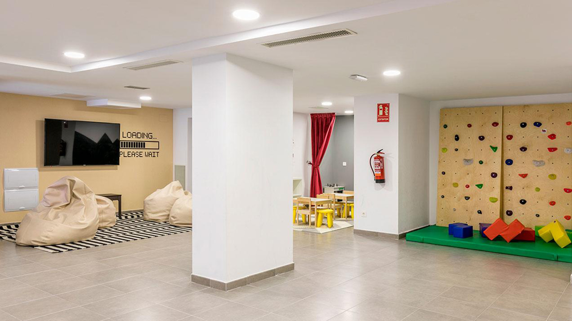 Cubic III en Madrid, España No. 40144