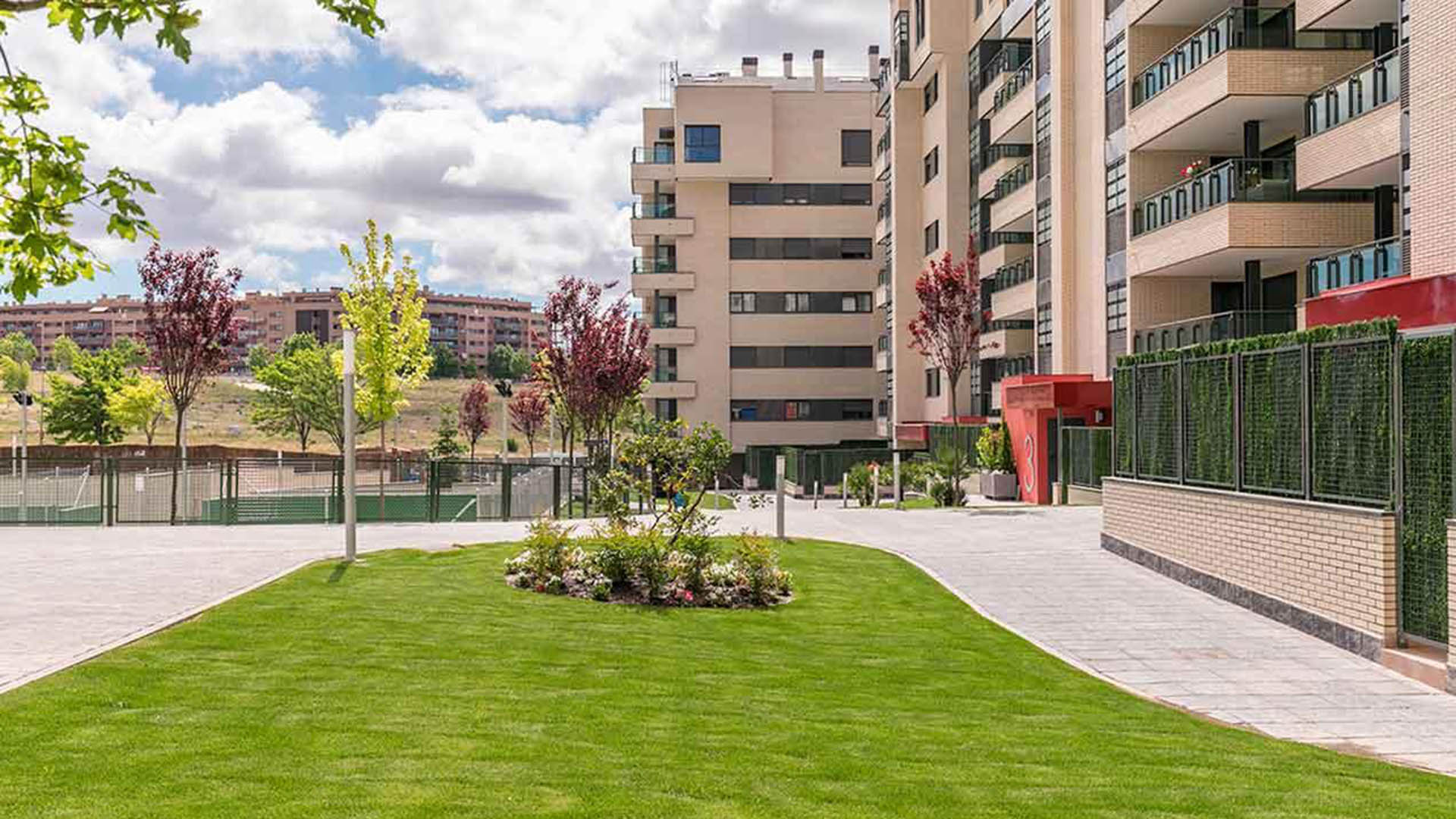 Cubic III en Madrid, España No. 40144