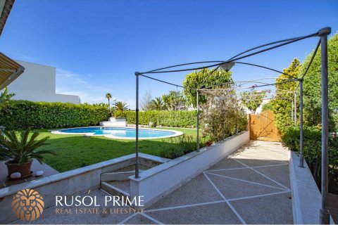 Villa for sale in Mahon, Menorca, Spain 5 bedrooms, 411 sq.m. No. 39194 - photo 8