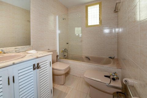 Apartment for sale in Palma de Majorca, Mallorca, Spain 3 bedrooms, 130 sq.m. No. 40847 - photo 15