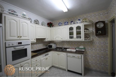 Apartment for sale in Ciutadella De Menorca, Menorca, Spain 3 bedrooms, 107 sq.m. No. 38987 - photo 5