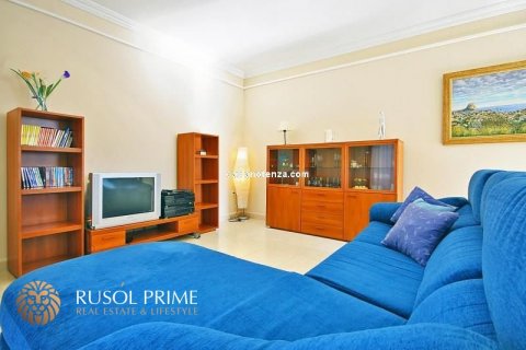 Villa for sale Calpe, Alicante, Spain 7 bedrooms, 225 sq.m. No. 39338 - photo 8