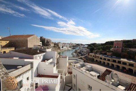 Townhouse for sale in Ciutadella De Menorca, Menorca, Spain 4 bedrooms, 168 sq.m. No. 39096 - photo 1