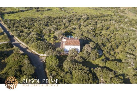 Villa for sale in Alaior, Menorca, Spain 5 bedrooms, 330 sq.m. No. 11201 - photo 2