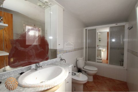 Townhouse for sale in Sant Lluis, Menorca, Spain 3 bedrooms, 228 sq.m. No. 39946 - photo 10