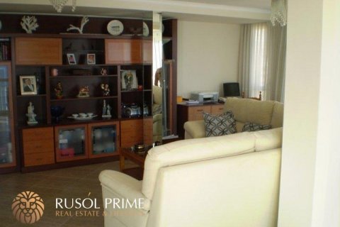 Apartment for sale in Benidorm, Alicante, Spain 2 bedrooms, 135 sq.m. No. 39356 - photo 3