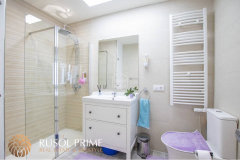 Apartment for sale in Mahon, Menorca, Spain 6 bedrooms, 200 sq.m. No. 38246 - photo 19